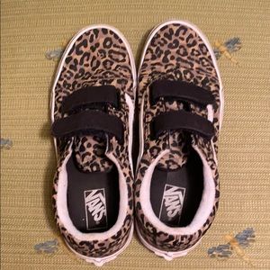 Vans girls leopard print sneakers